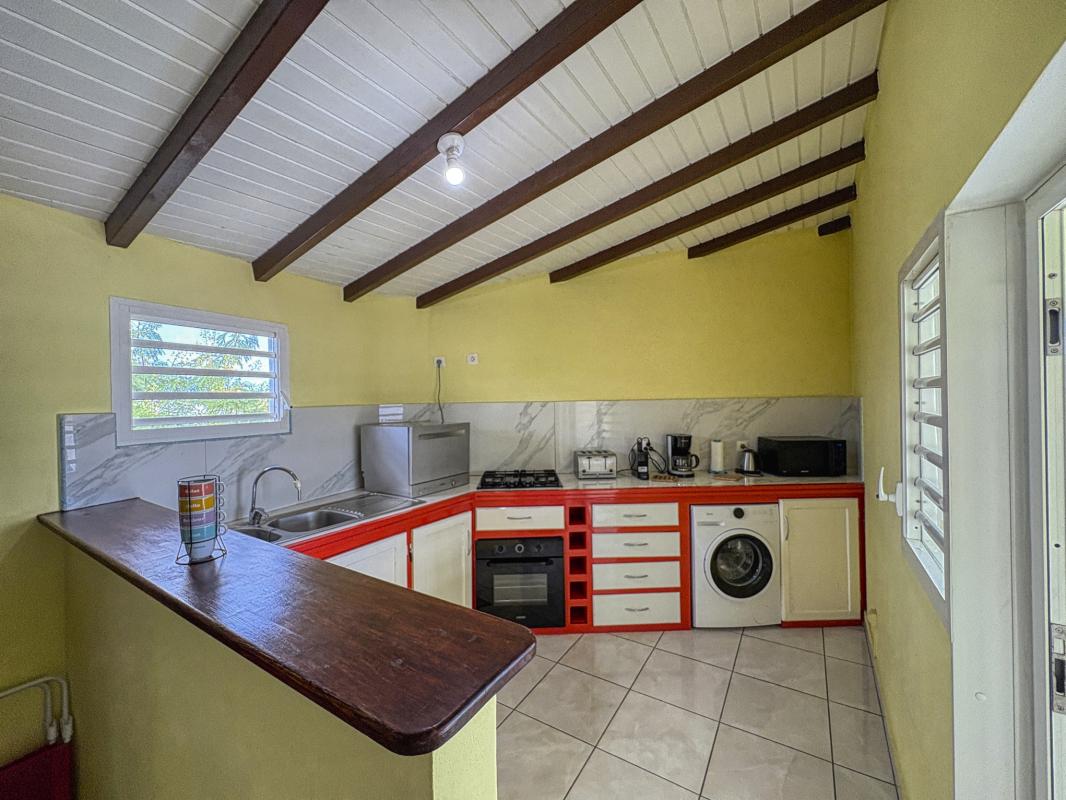 11.Location villa piscine Saint François Guadeloupe_Cuisine